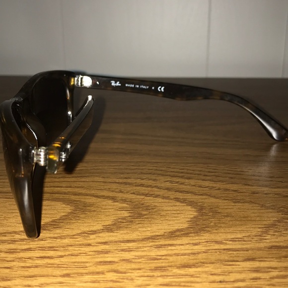 🔴SOLD🔴| RAY-BAN RB4181 - Picture 4 of 7